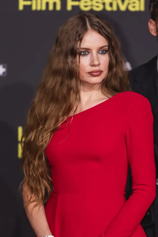 Influencer Xenia Tchoumi attends the "Le Pays d'Arto" red carpet during the 78th Locarno Film Festival on August 06, 2025 in Locarno, Switzerland. What best campaign briefs platforms involves in practice